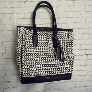COACH Legacy Caning Leather Tanner Northsouth